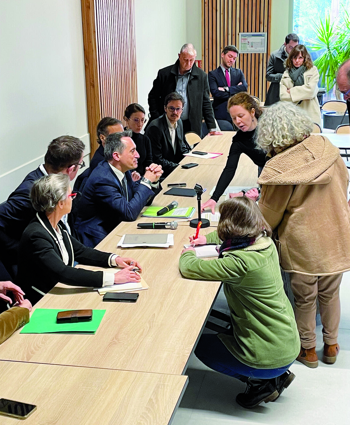 Centre Hospitalier Emile Borel : visite du Directeur Régional de l'ARS, Didier Jaffre, sous tension