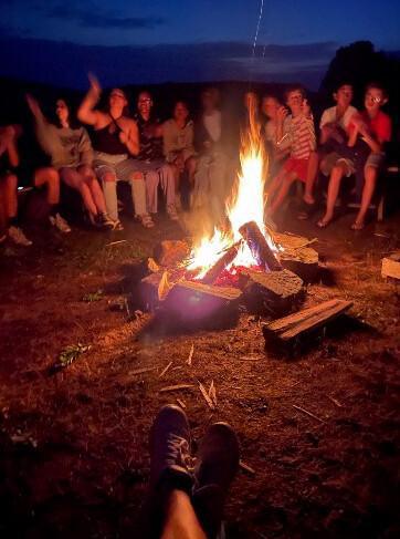 Participation colonies de printemps, d'été et d'automne (à choisir parmi des prestataires) Participation colonies de printemps, d'été et d'automne (à choisir parmi des prestataires)