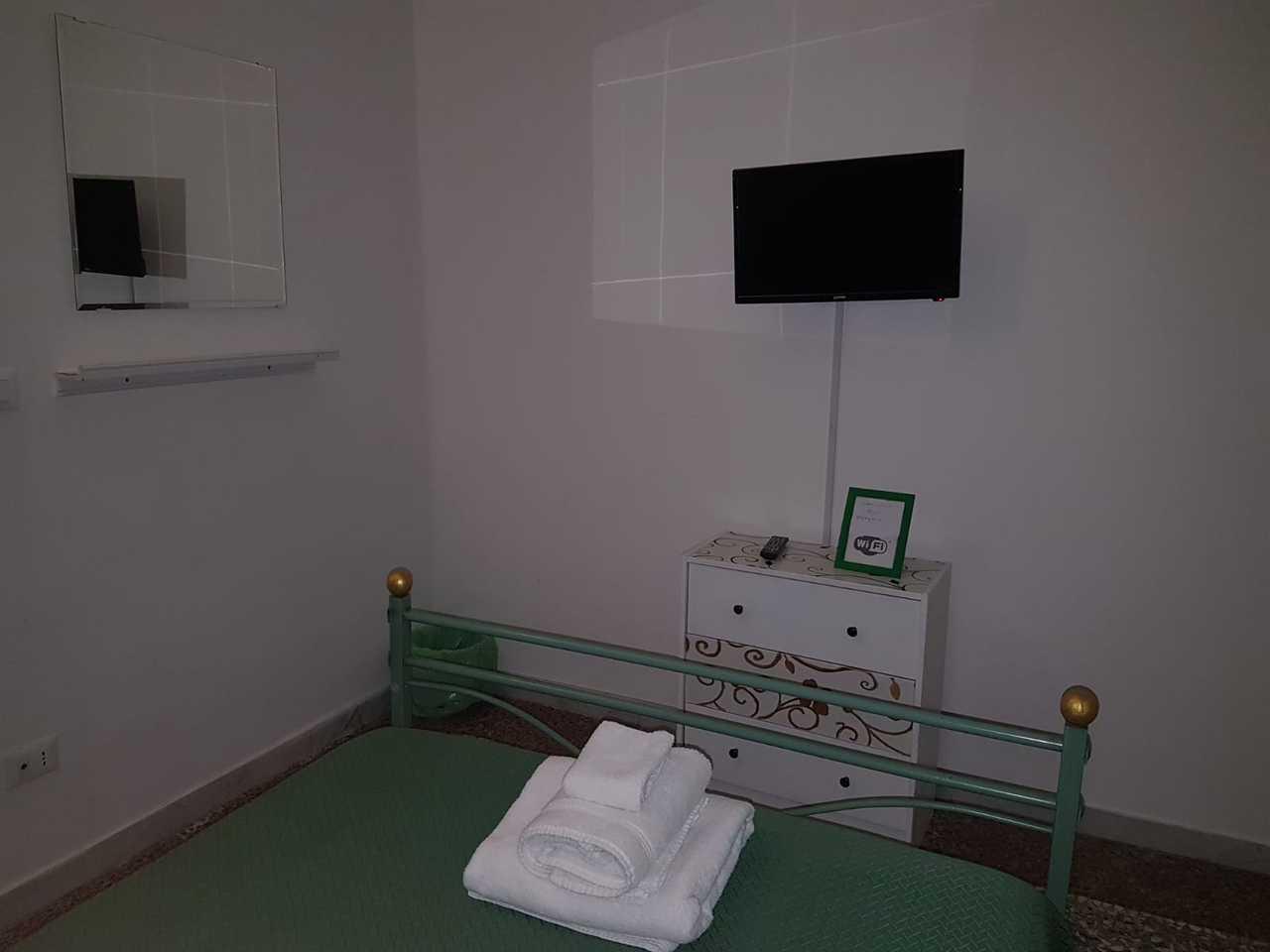 Room Green