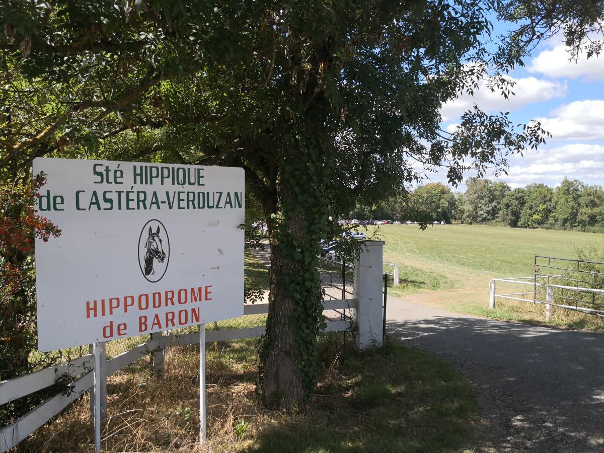 Une journée à l'Hippodrome Une journée à l'Hippodrome