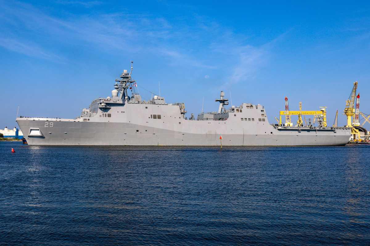 Richard M. McCool, Jr. (LPD 29) sails away from Ingalls