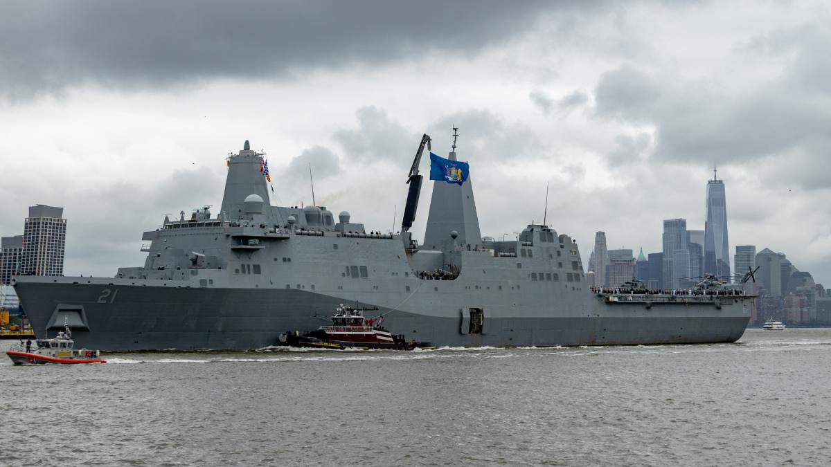 Ingalls Ships in Action | Fleet Week New York