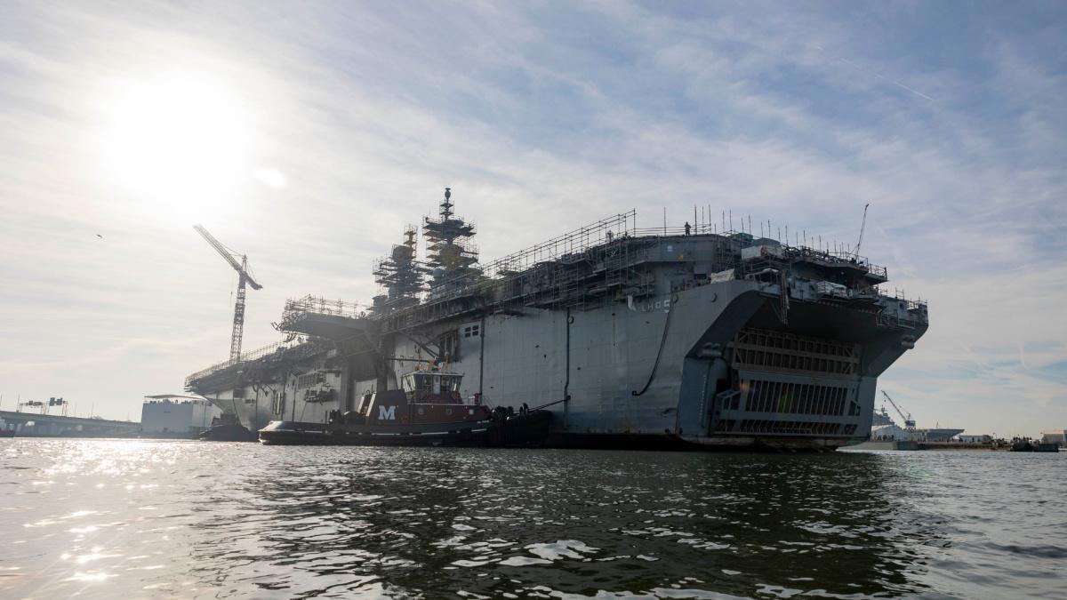 Ingalls-Built Ships in Action | Hurricane Katrina