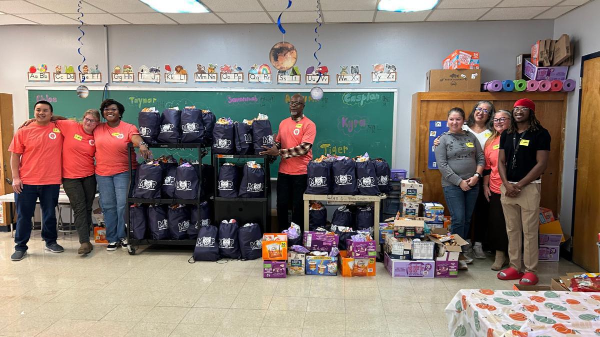 Ingalls in the Community | Shipbuilders Support Backpack Buddies 
