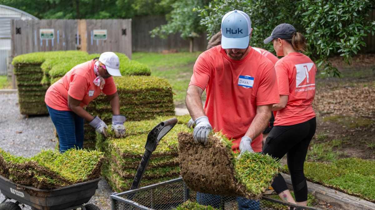 Ingalls Cares | Volunteer for the Annual PRAC Spring Cleanup Day Ingalls Cares | Volunteer for the Annual PRAC Spring Cleanup Day