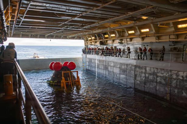 Warfighters in Action | LPD 26 to bring Artemis II crew home 