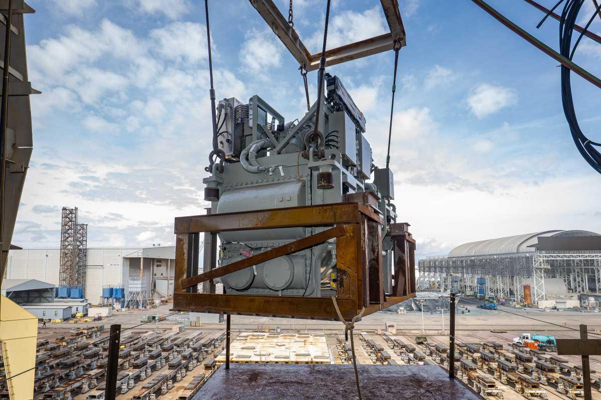 Milestone | LPD 31 Completes A/C Plant Installation Milestone | LPD 31 Completes A/C Plant Installation