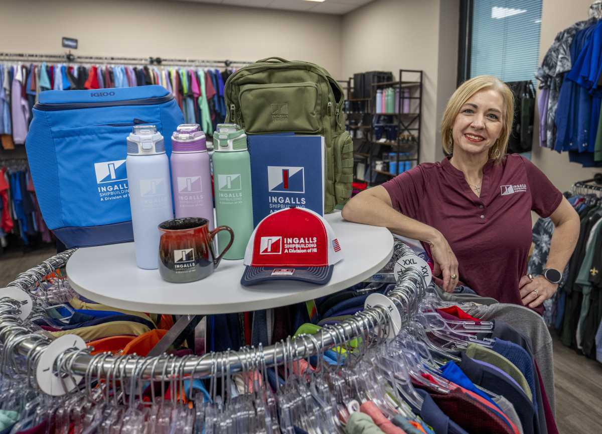 Shipbuilder Spotlight | Wendy Dickson, Store Lead Shipbuilder Spotlight | Wendy Dickson, Store Lead
