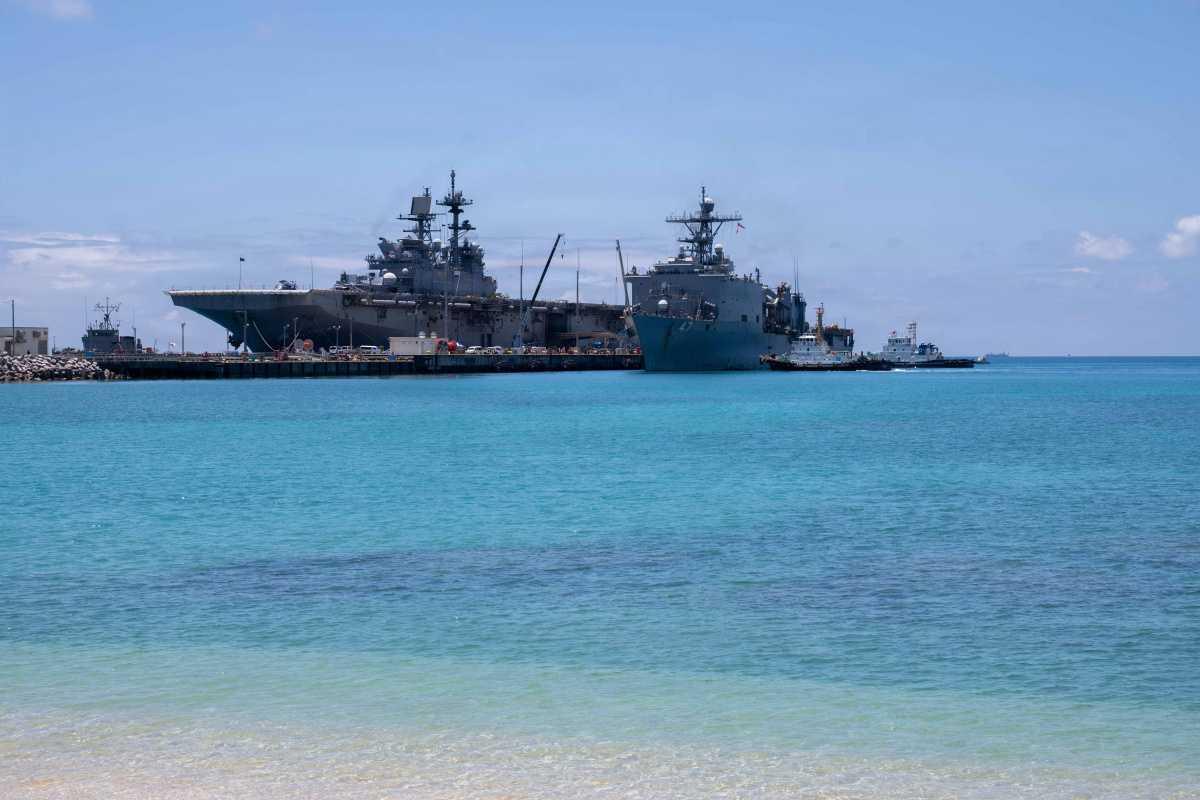 Ships in Action | HII-Built Ships Dock Together in Japan 