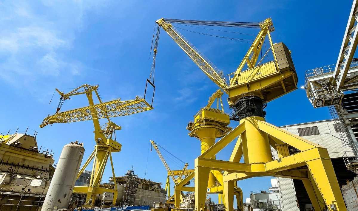 Built to Last | Maintenance Keeps the Heavy Lifters Lifting 