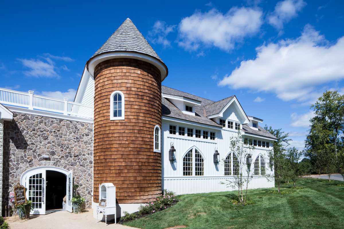 Coach House Wedding