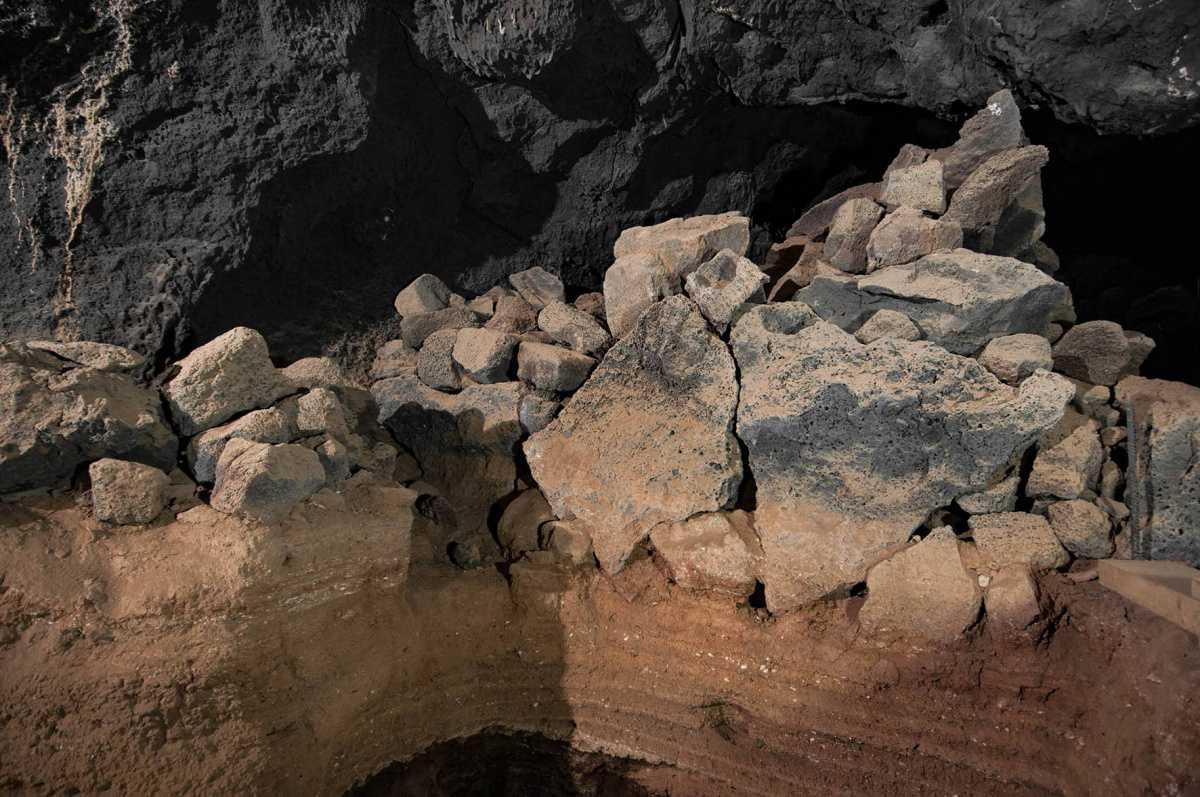 Fuerteventura zoekt zijn doden in grotten, steenkisten... en in het museum van Parijs