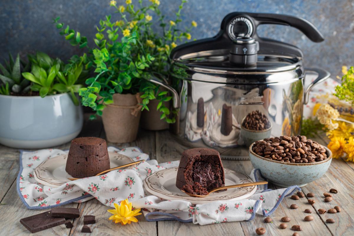 Tortino al caffè con cuore fondente