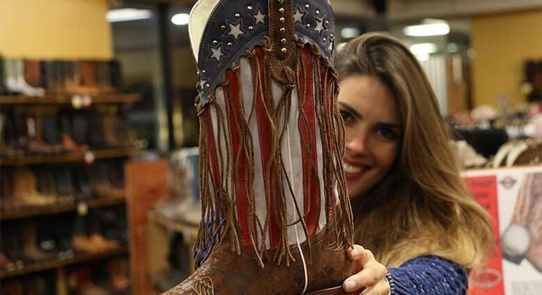 Boot Factory Outlet – Compre uma bota e leve + 2 GRÁTIS Boot Factory Outlet – Compre uma bota e leve + 2 GRÁTIS