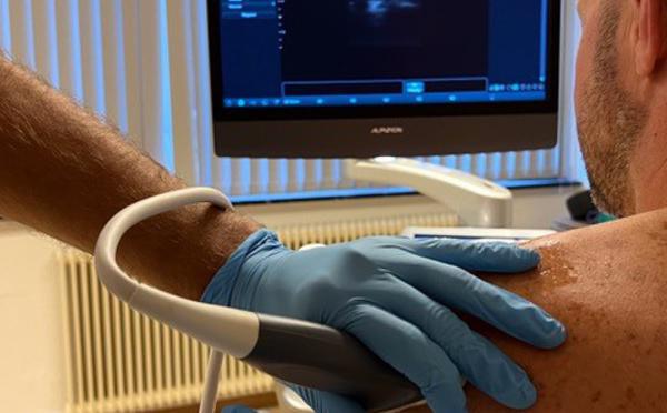 FORMATION INJECTION ECHO-GUIDEE SUR CADAVRE