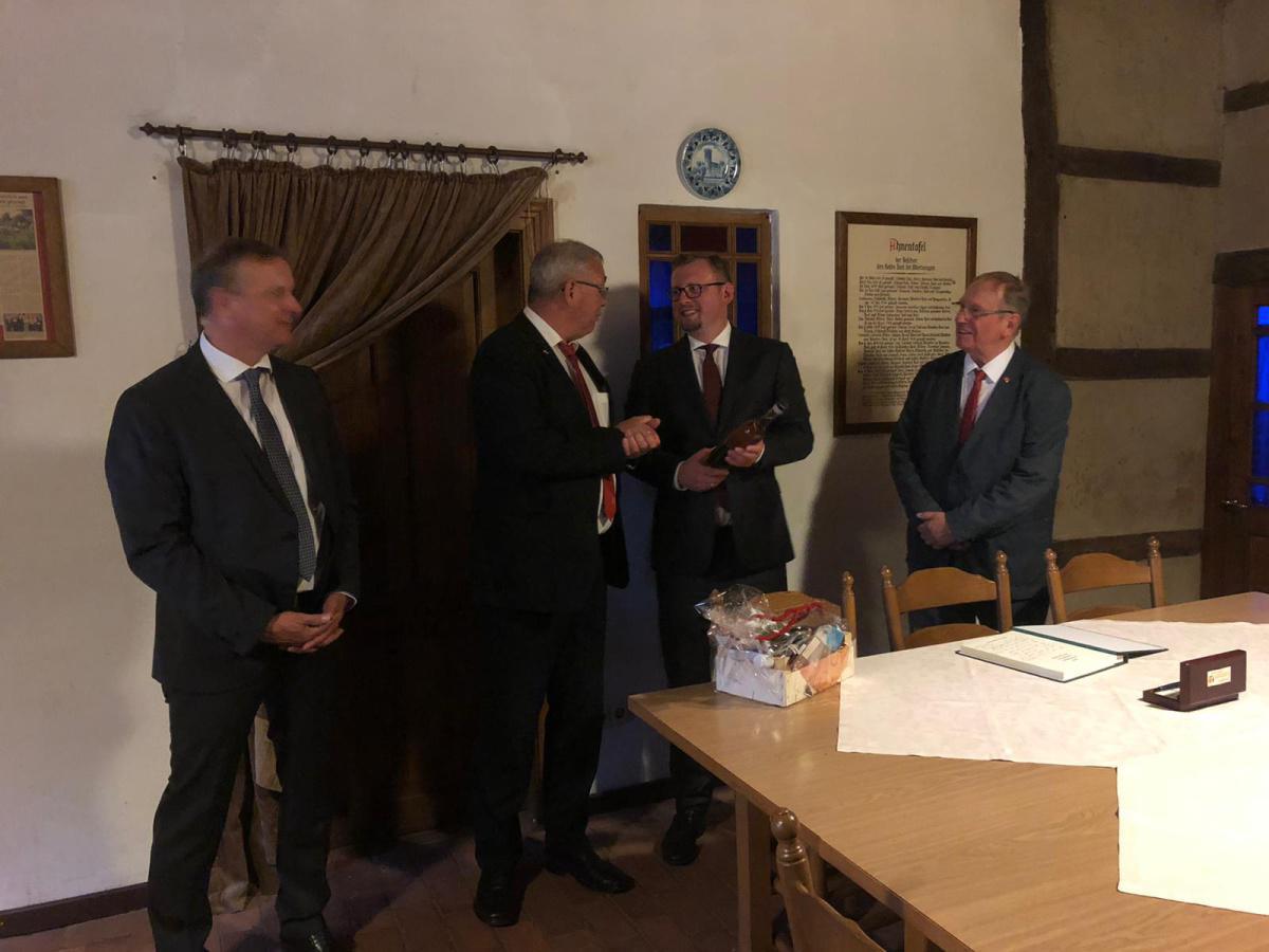 Generalkonsul der Republik Polen in Oberlangen