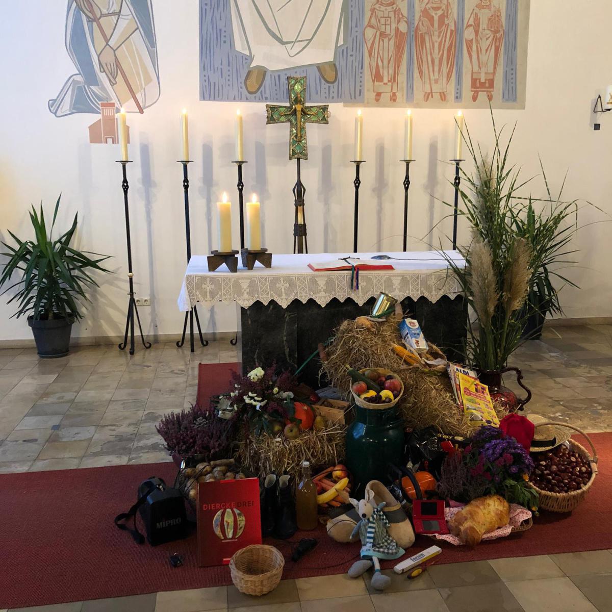 Open air Erntedankmesse in Renkenberge Open air Erntedankmesse in Renkenberge