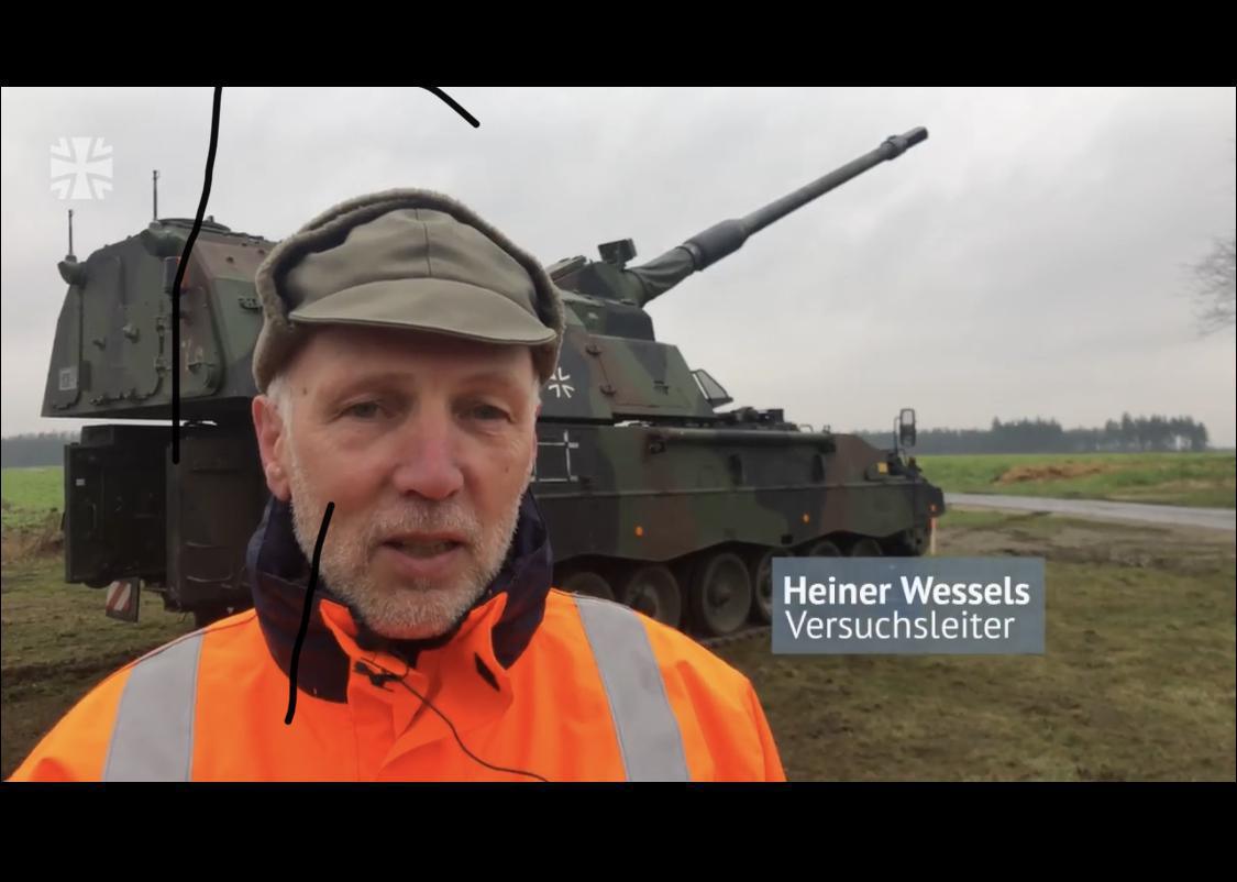 WTD91 erprobt Artillerie-Munition mit der Panzerhaubitze 2000 WTD91 erprobt Artillerie-Munition mit der Panzerhaubitze 2000