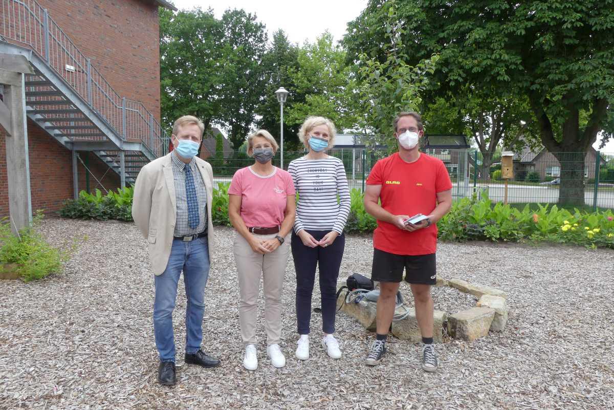 Schwimmkurs an unserer Schule Schwimmkurs an unserer Schule