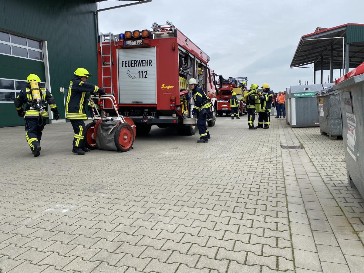 Samtgemeindeübung der Ortsfeuerwehren Lathen und Sustrum