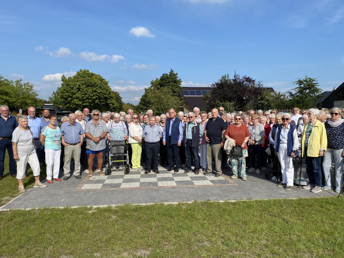Es geht jetzt wieder los: Seniorennachmittag der Gemeinde Lathen Es geht jetzt wieder los: Seniorennachmittag der Gemeinde Lathen