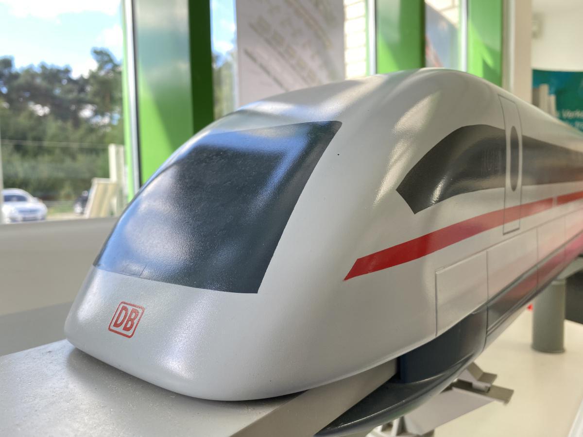 Ein Blick in das Transrapidbesucherzentrum Ein Blick in das Transrapidbesucherzentrum