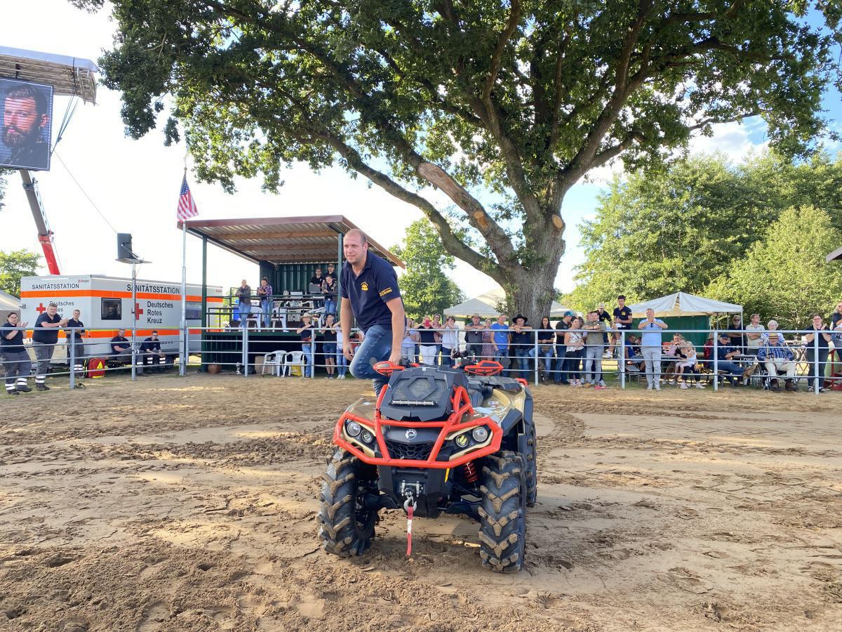 Niklas Schulte mehr als 20 Jahre Helfer beim Westernfestival Niklas Schulte mehr als 20 Jahre Helfer beim Westernfestival
