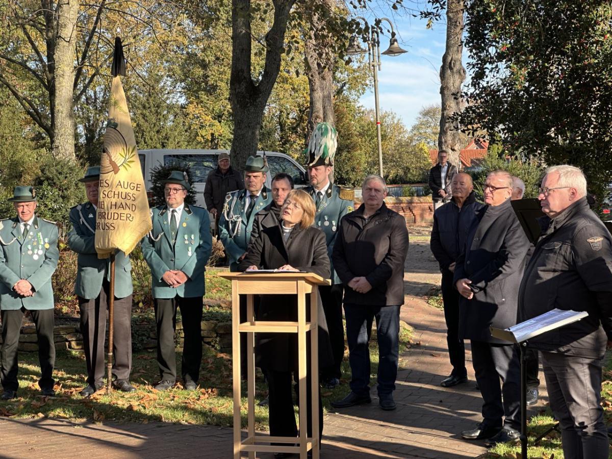 Gedenken zum Volkstrauertag Gedenken zum Volkstrauertag