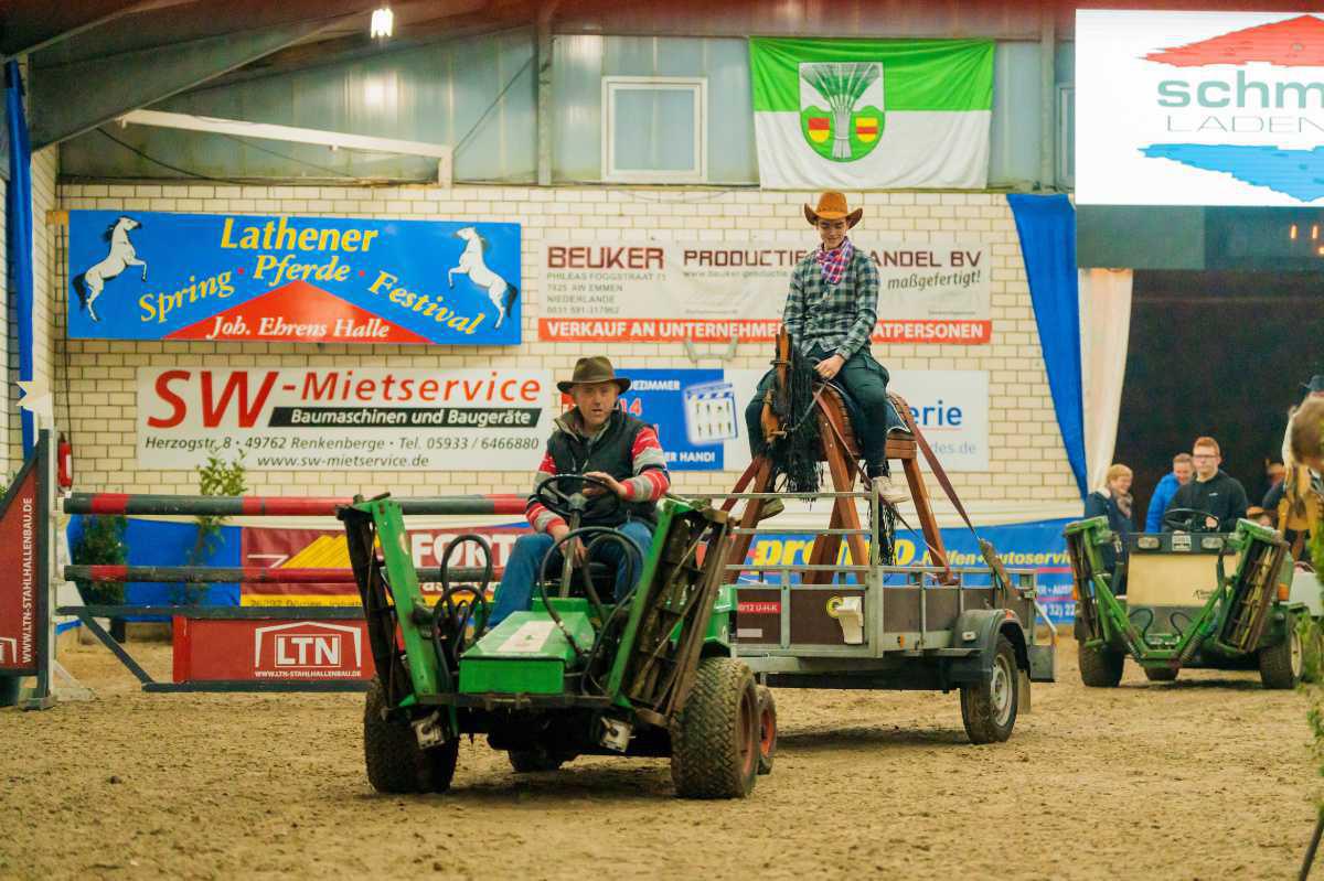 Spendenlauf für ein neues Schulpony Spendenlauf für ein neues Schulpony