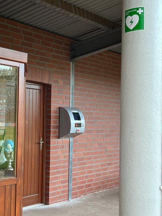 Defibrillatoren können Leben retten Defibrillatoren können Leben retten