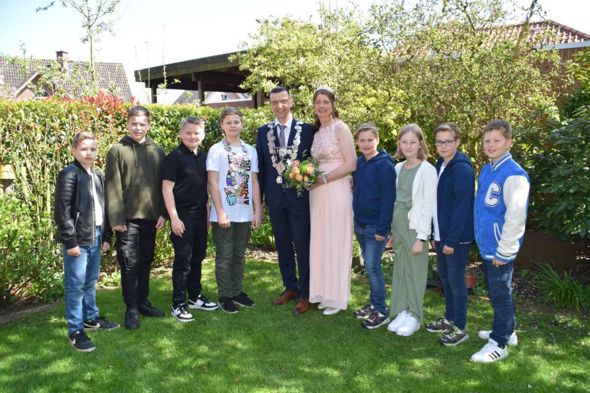 Neulangen: Renate und Rolf Janßen sind das neue Königspaar Neulangen: Renate und Rolf Janßen sind das neue Königspaar