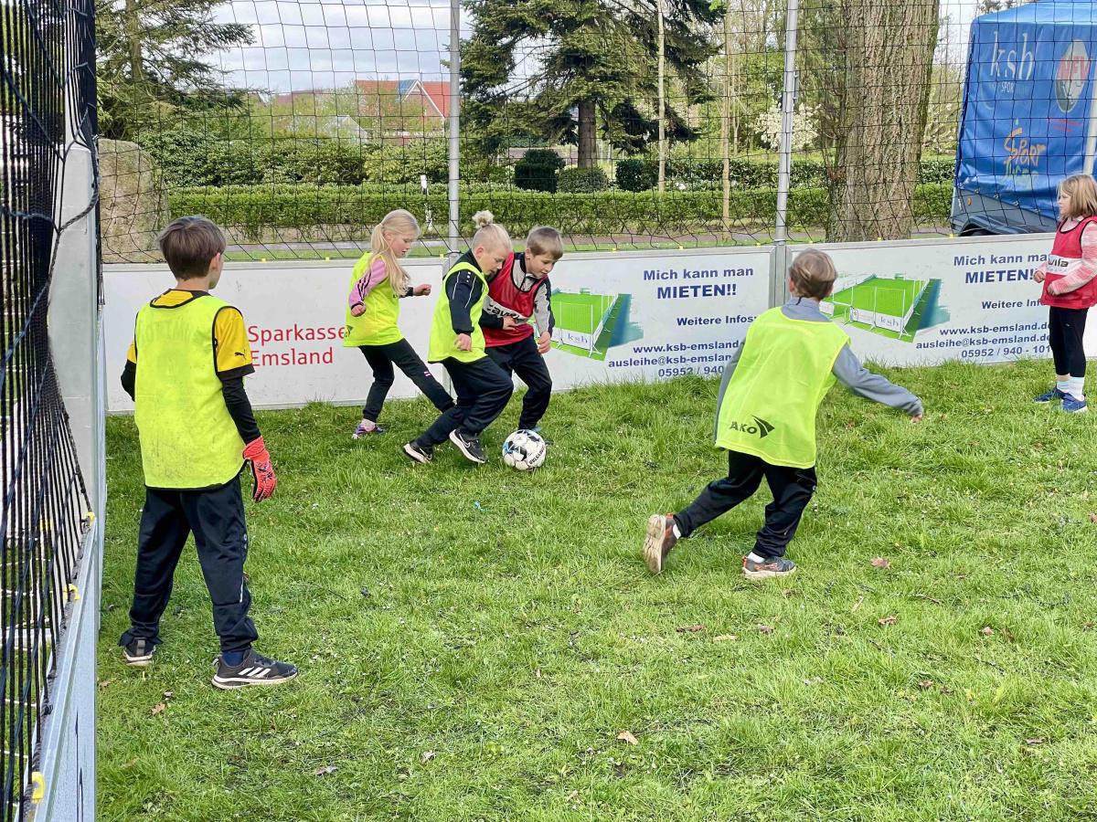 Sportprojektwoche der Grundschule Renkenberge-Wippingen Sportprojektwoche der Grundschule Renkenberge-Wippingen