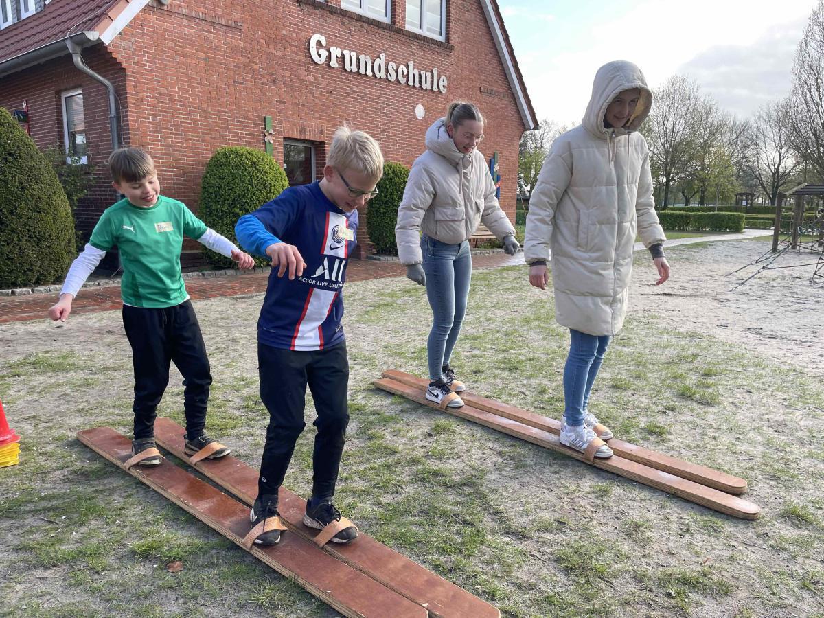 Sportprojektwoche der Grundschule Renkenberge-Wippingen Sportprojektwoche der Grundschule Renkenberge-Wippingen