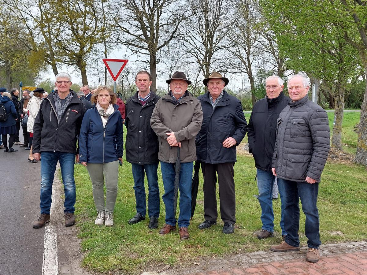 Vor 78 Jahren wurde das Kriegsgefangenenlager in Oberlangen von der 1. Polnischen Panzerdivision befreit Vor 78 Jahren wurde das Kriegsgefangenenlager in Oberlangen von der 1. Polnischen Panzerdivision befreit