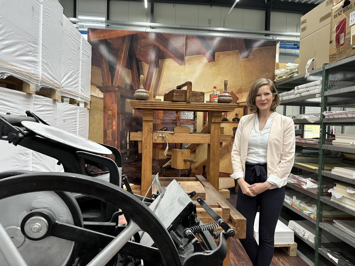 Mitglieder der MuT besuchen Druckerei Goldschmidt in Werlte Mitglieder der MuT besuchen Druckerei Goldschmidt in Werlte