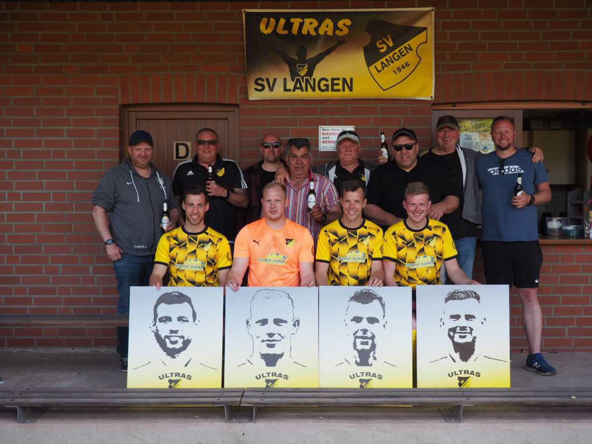 SV Langen - Spielerverabschiedungen der 1. Herren-Fußballmannschaft
