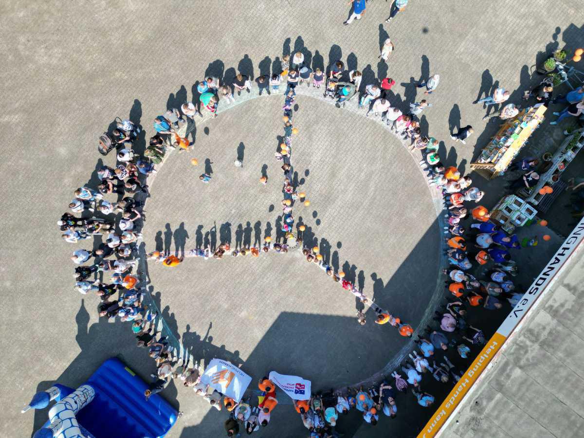 Friedensfest bei Helping Hands in Lathen Friedensfest bei Helping Hands in Lathen