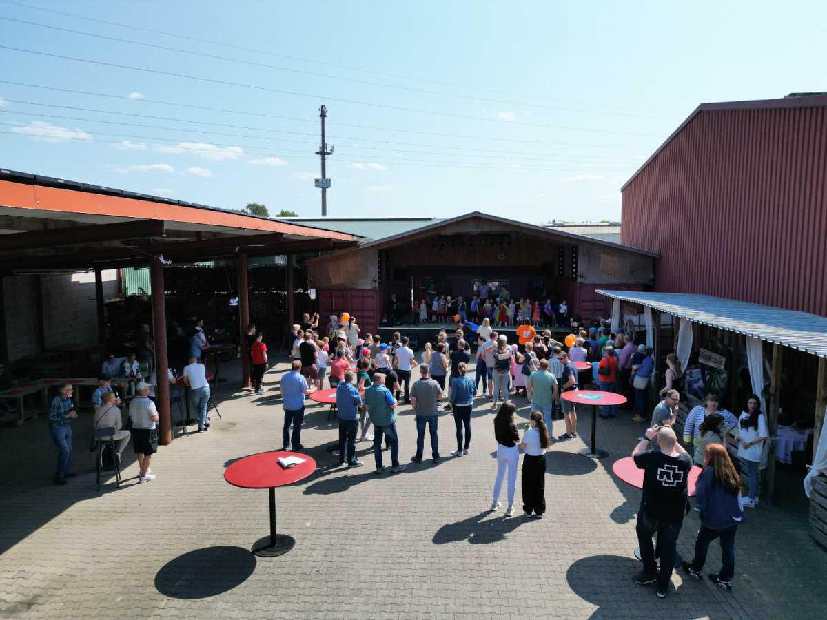 Friedensfest bei Helping Hands in Lathen Friedensfest bei Helping Hands in Lathen