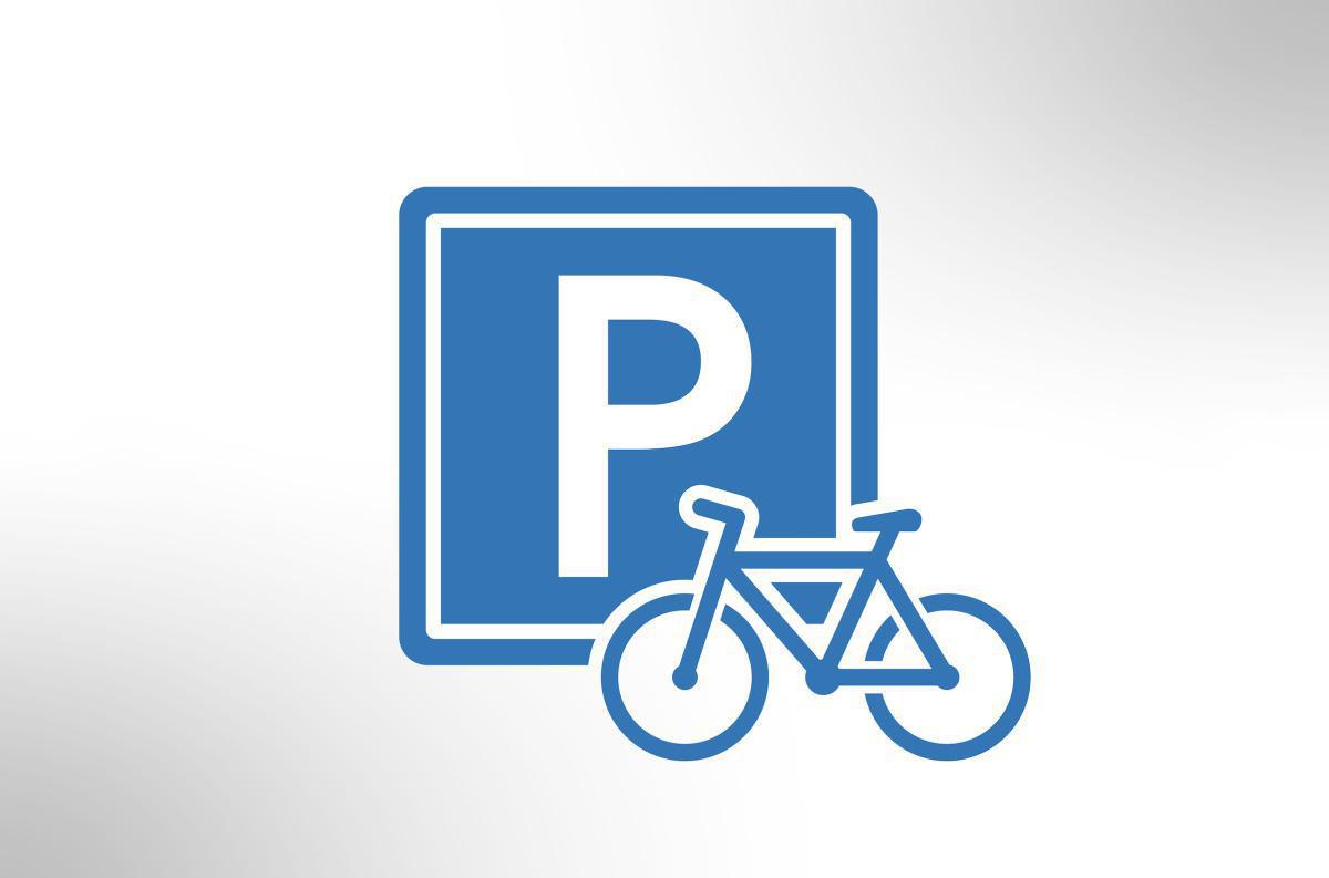 Bewachter Fahrradparkplatz zu den Mittsommertagen Bewachter Fahrradparkplatz zu den Mittsommertagen