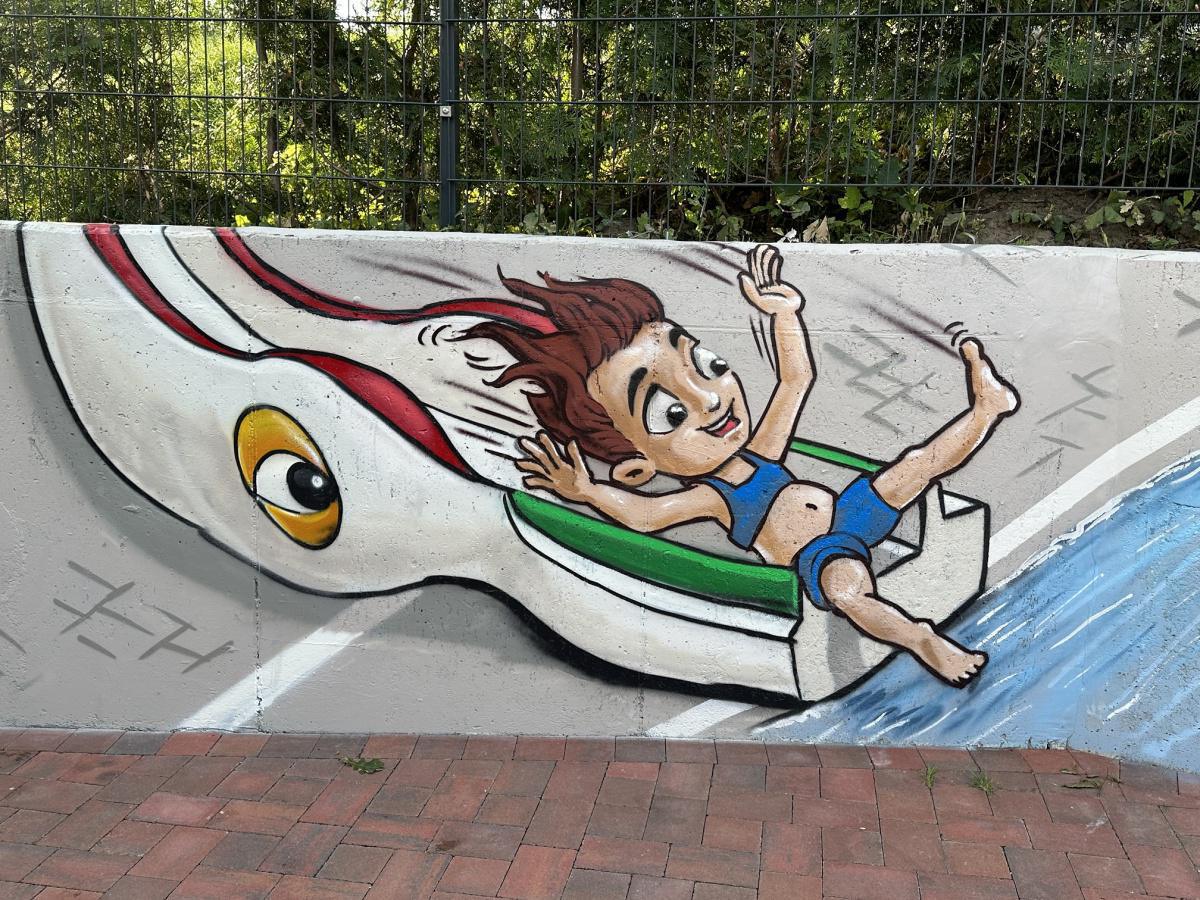 Kinder und Jugendliche gestalten Fassade Kinder und Jugendliche gestalten Fassade