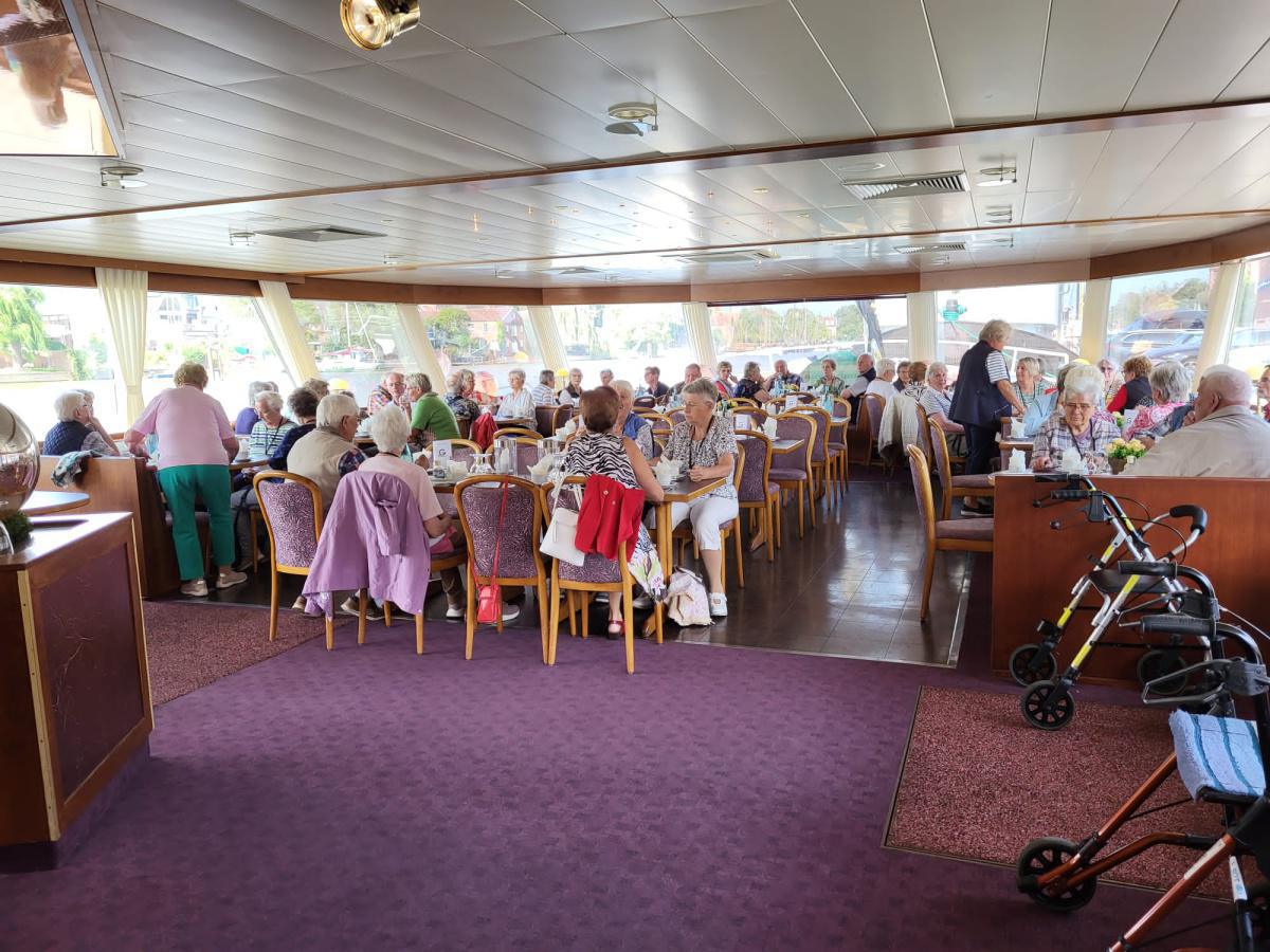 Senioren unterwegs Senioren unterwegs