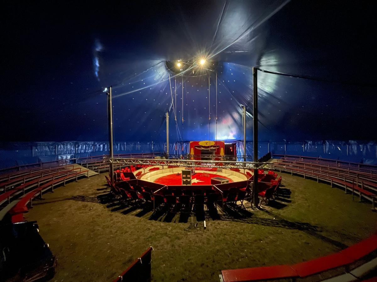 Schule in der Manege: Zirkus-Erlebnispädagogik an der Erna-de-Vries-Schule Schule in der Manege: Zirkus-Erlebnispädagogik an der Erna-de-Vries-Schule