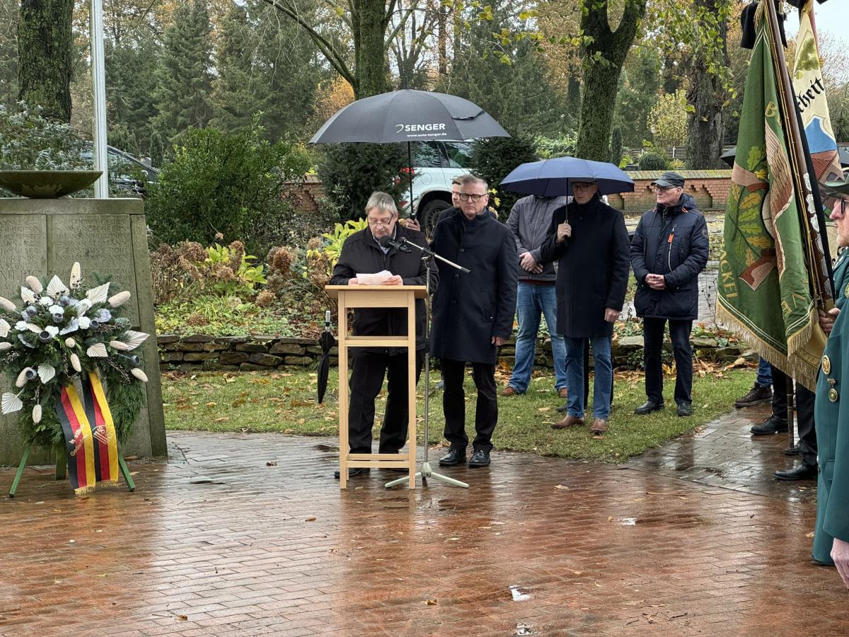 Gedenken zum Volkstrauertag Gedenken zum Volkstrauertag