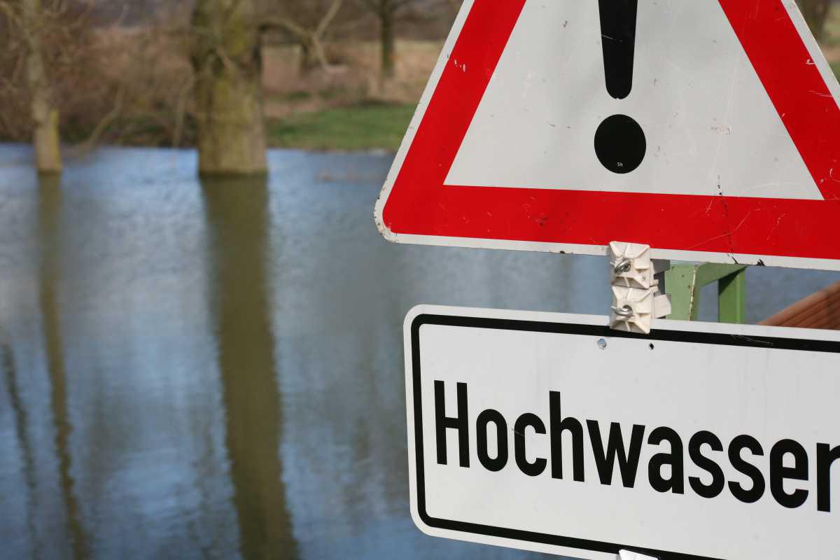 Warnung vor Hochwasser Warnung vor Hochwasser