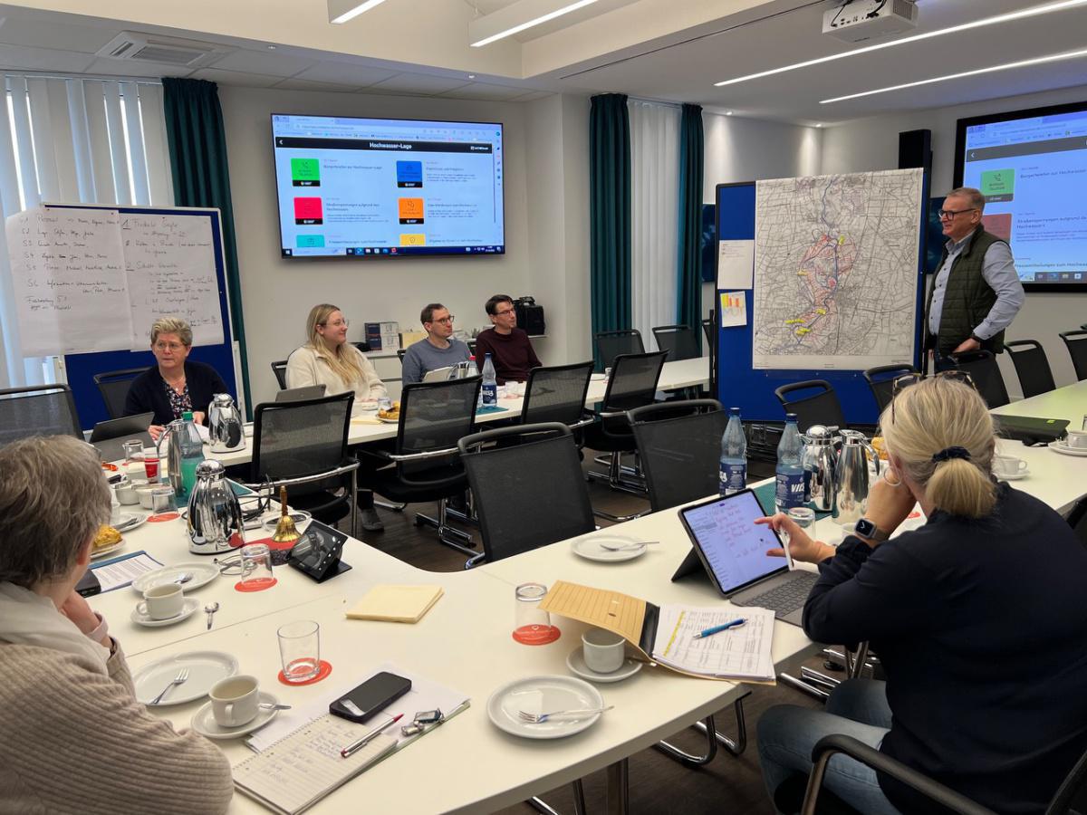 Live-Meldungen zum Hochwasser Live-Meldungen zum Hochwasser