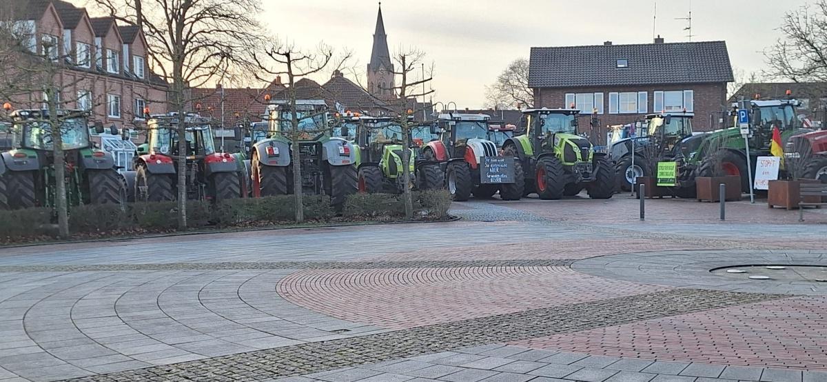 Landwirte protestieren in Lathen Landwirte protestieren in Lathen