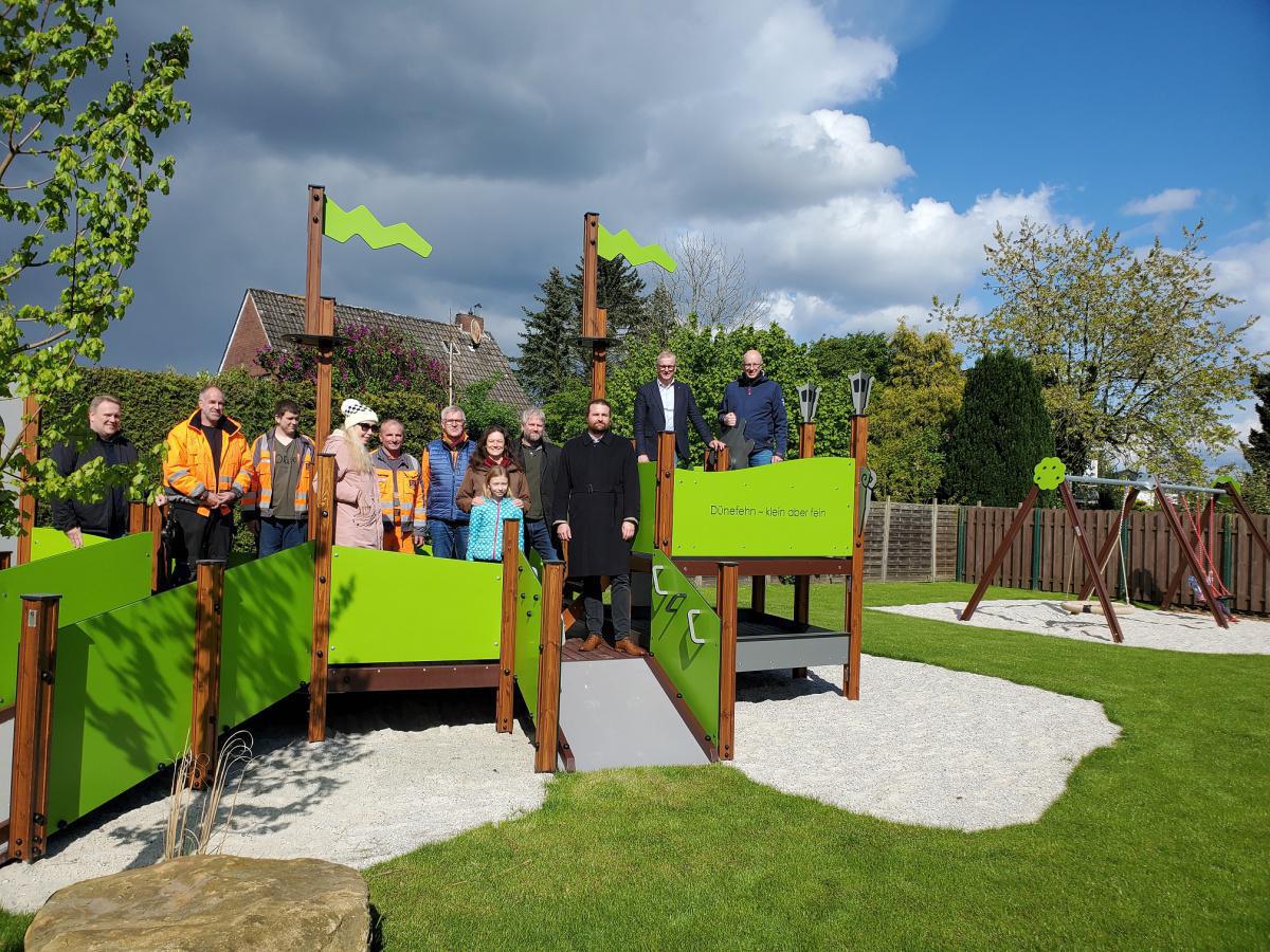 Spielplatz mit Inklusions-Spielgerät eröffnet Spielplatz mit Inklusions-Spielgerät eröffnet
