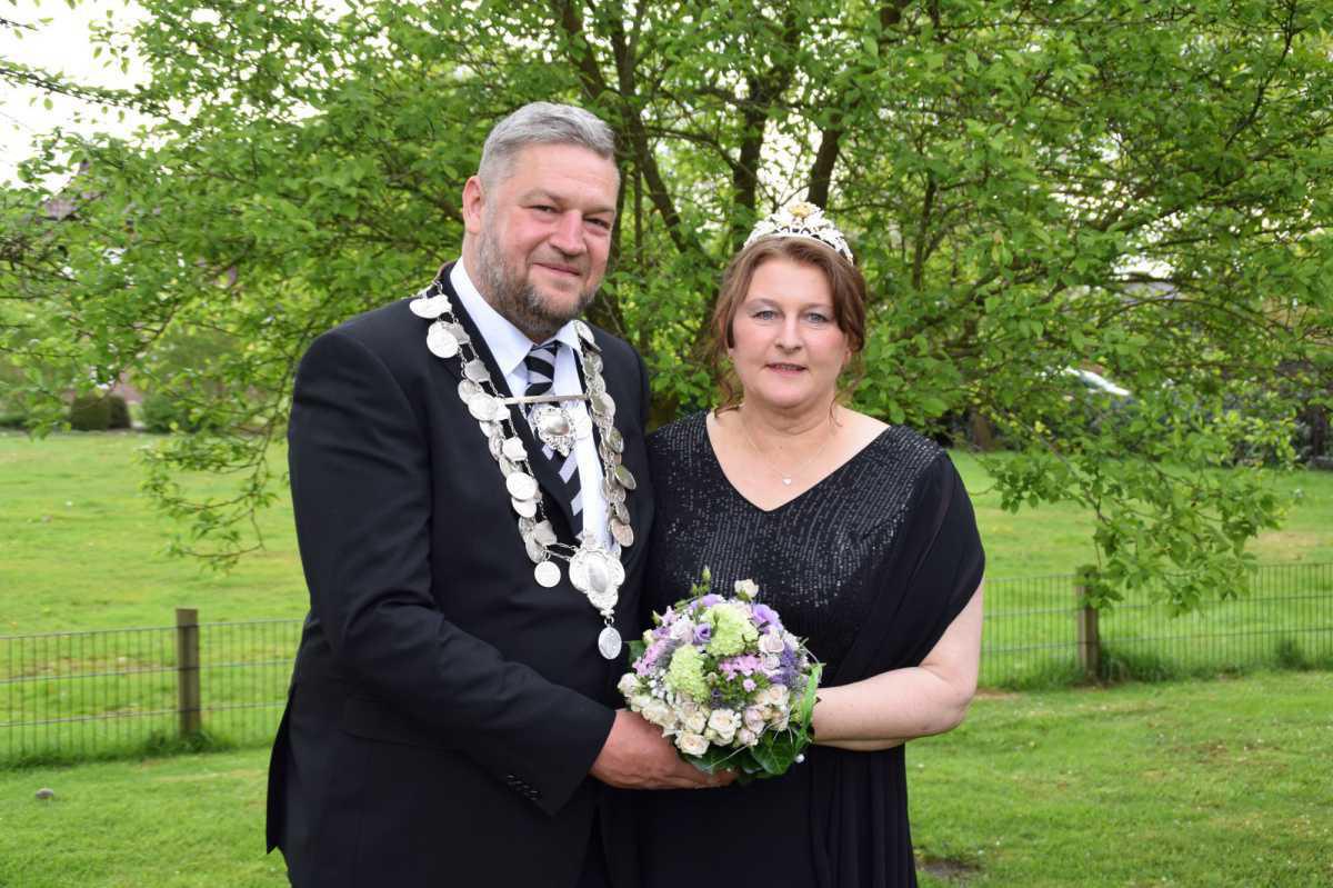 Neues Königshaus vom Schützenverein Neulangen Neues Königshaus vom Schützenverein Neulangen