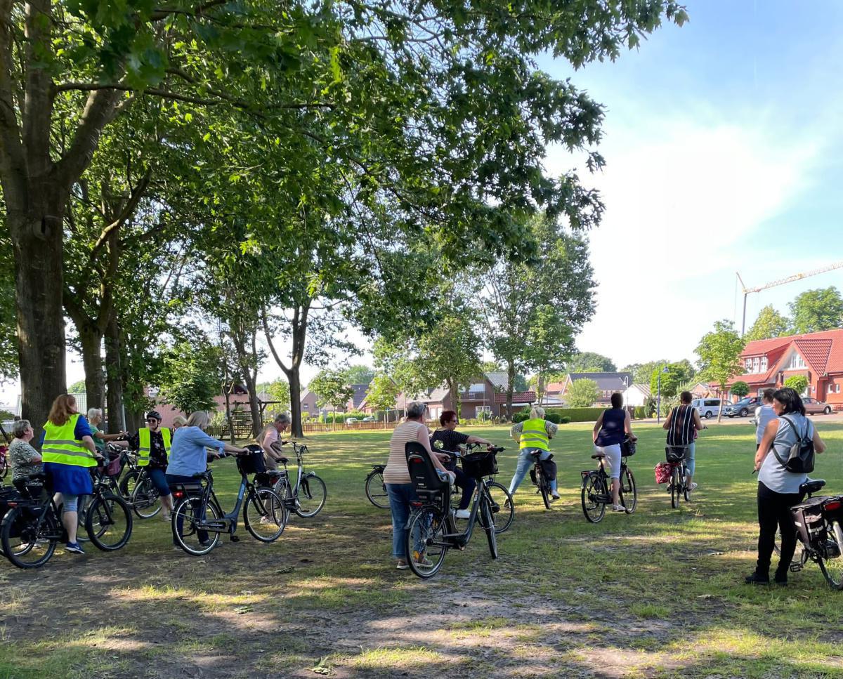 Jährliche Fahrradtour der Kfd Renkenberge Jährliche Fahrradtour der Kfd Renkenberge