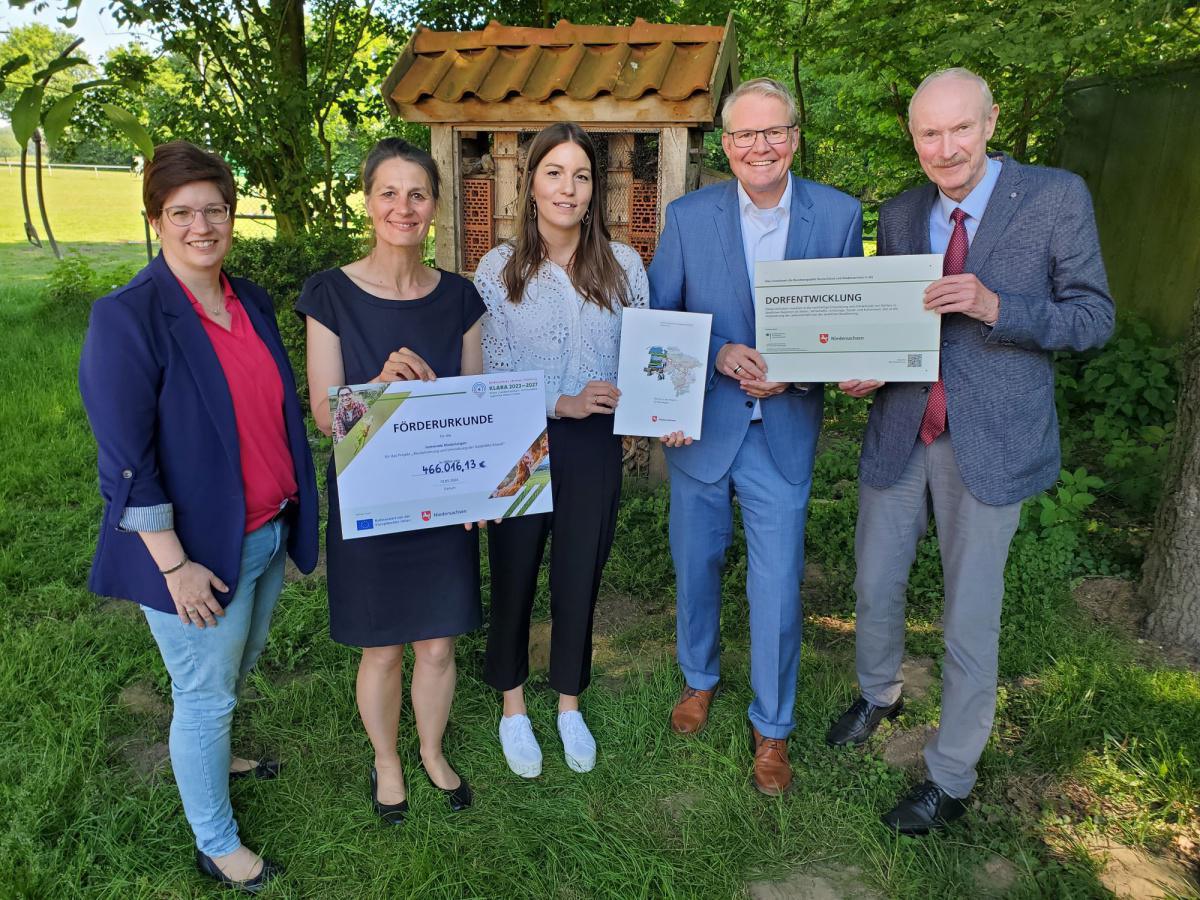 Bewilligungsbescheid von Ministerin Miriam Staudte Bewilligungsbescheid von Ministerin Miriam Staudte